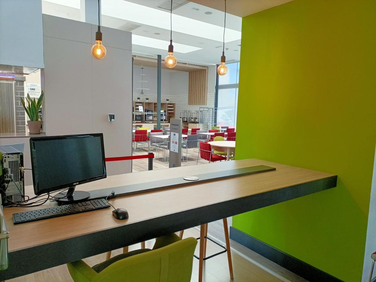 Holiday Inn Express Madrid Leganes By Ihg Zewnętrze zdjęcie